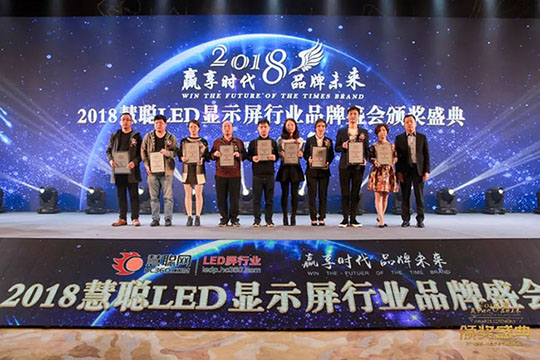 赢享时代·品牌未来，mk恩波利足球俱乐部再登荣耀舞台！