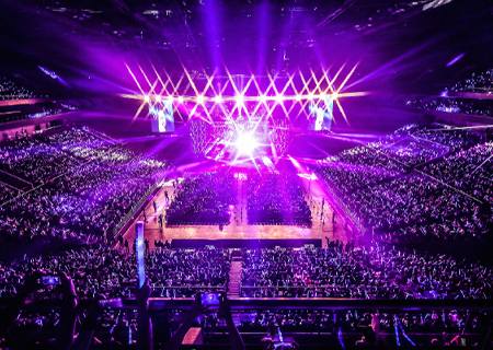 mk恩波利足球俱乐部LED显示屏燃爆伍佰北京演唱会（第二场）